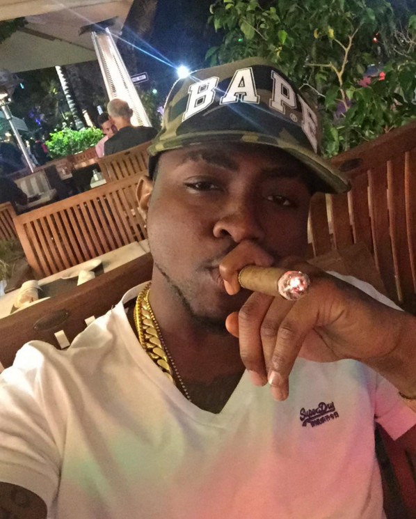 Smoking on Cohiba!