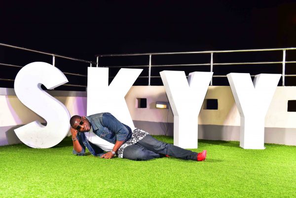 Hypeman Shody at the Skyy party