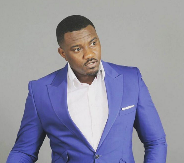 John Dumelo