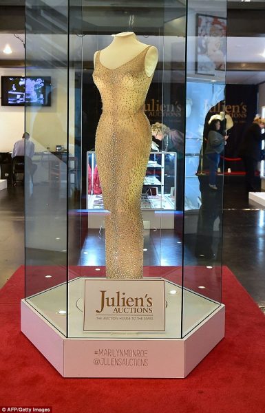 marilyn monroe dress