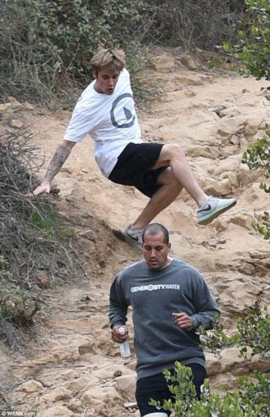 Yikes! Justin Bieber slips while out exercising in LA