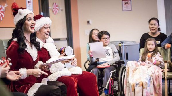 Katy Perry and Orlando Bloom entertain the kids