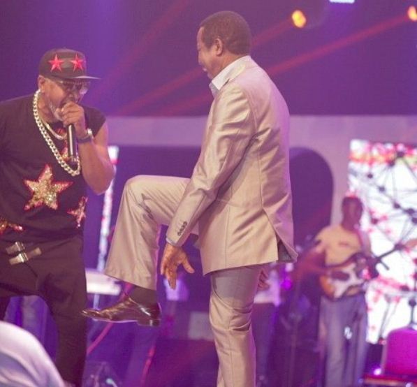 Awilo and KSA grooving on stage