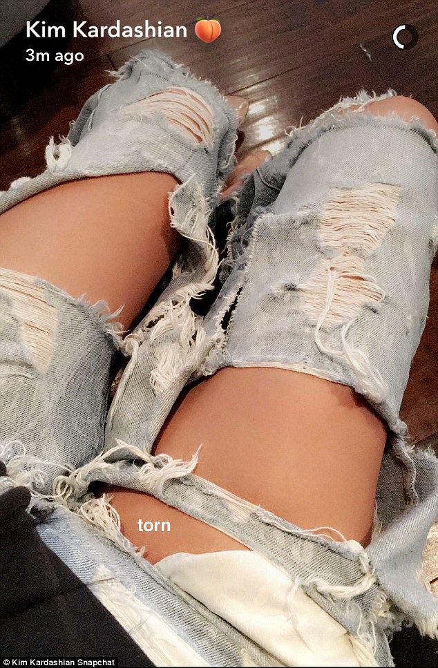 3BDA71A300000578-4089278-image-m-52_1483571196379