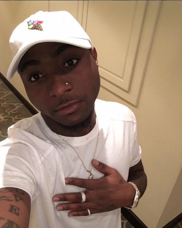 The singer poses that 19-year-old look