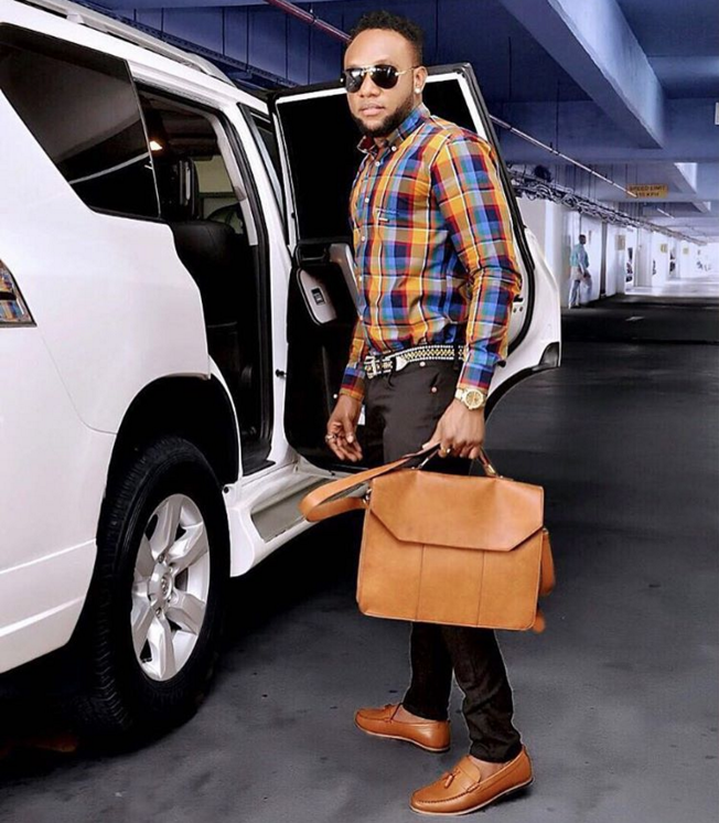 KCEE 77