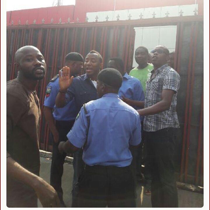 Sahara Reporters publisher Omoyele Sowore arrested in Lagos on Wednesday, January 11 2017. Credit: Various