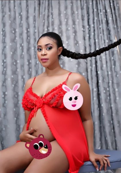 Mimi dared to bare it all