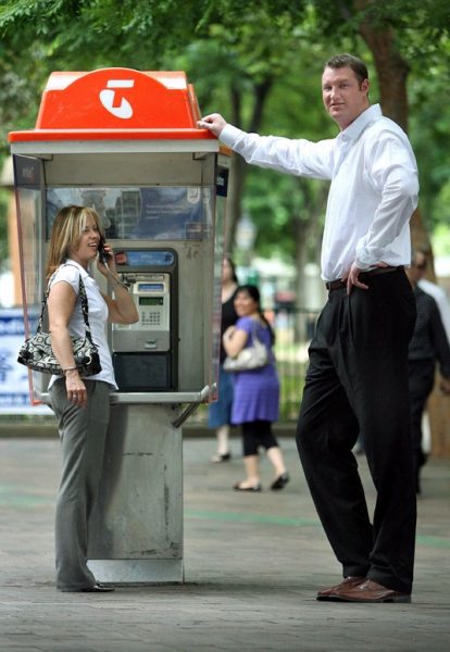 He is in Australia to look for his Australian counterpart to put into the Guinness Book of Records Britain's tallest man Neil Fingleton visiting Sydney, Australia -