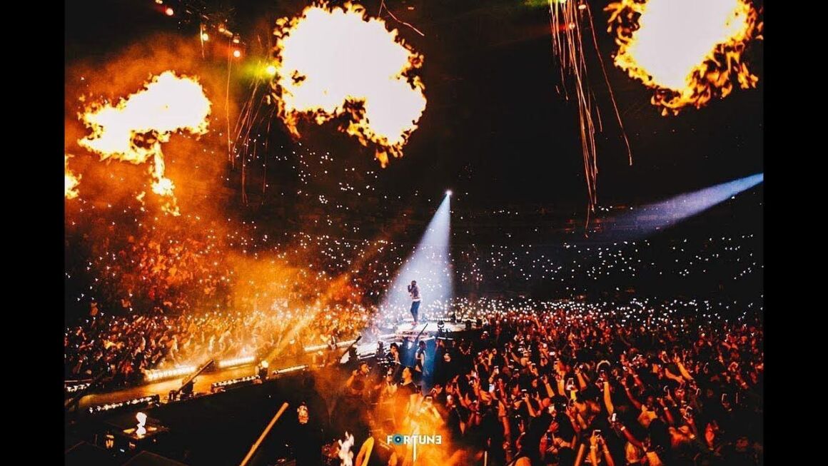 Davido performing at the O2 Arena